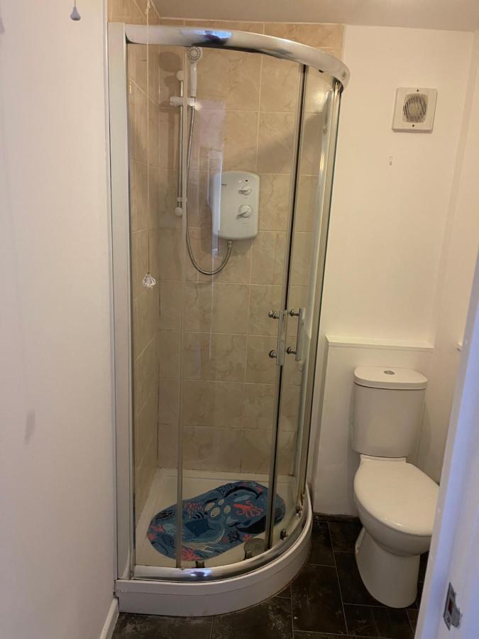 Spacious, Sleeps 17, 3 Bathrooms, Parking, Мансфилд Екстериор снимка