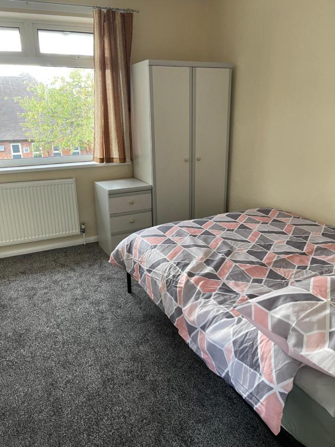 Spacious, Sleeps 17, 3 Bathrooms, Parking, Мансфилд Екстериор снимка