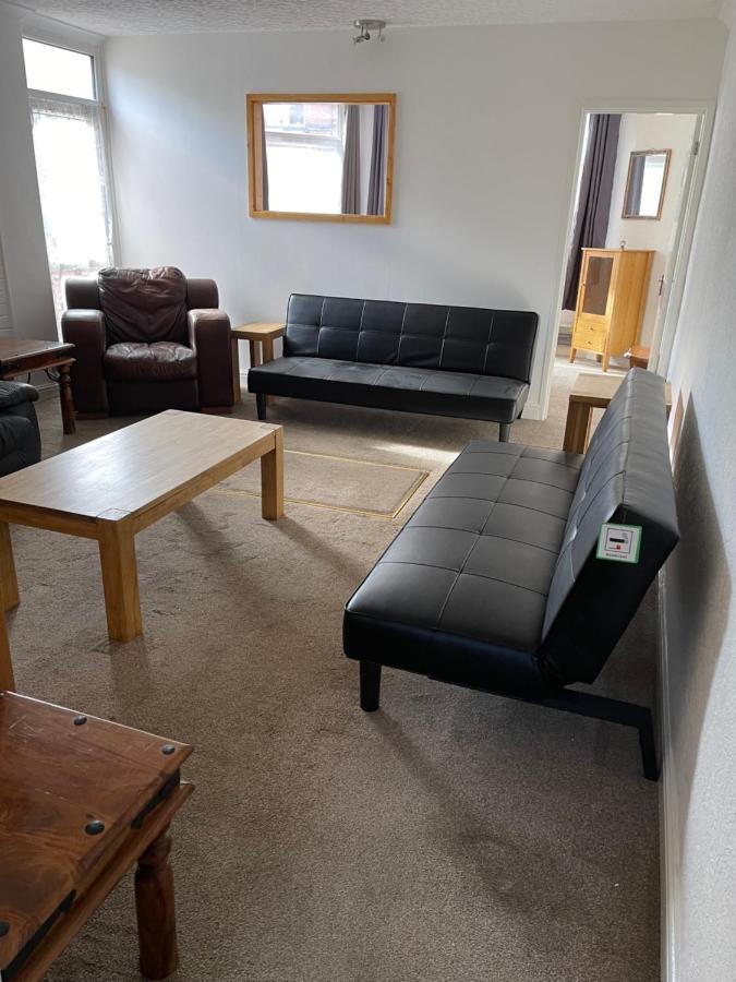 Spacious, Sleeps 17, 3 Bathrooms, Parking, Мансфилд Екстериор снимка
