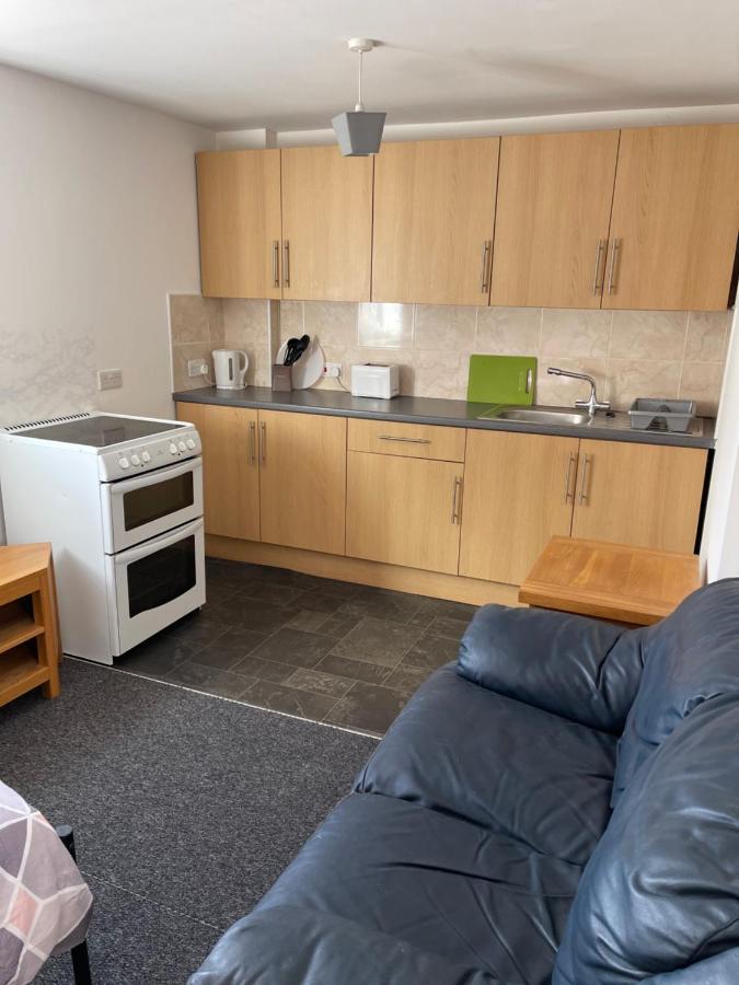 Spacious, Sleeps 17, 3 Bathrooms, Parking, Мансфилд Екстериор снимка
